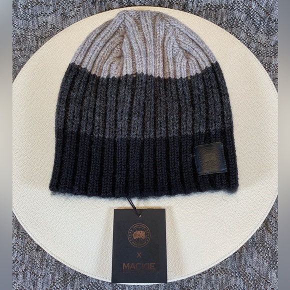 Canada Goose Block Rib Slouch Hat x Mackie Beanie NWT - Picture 1 of 9